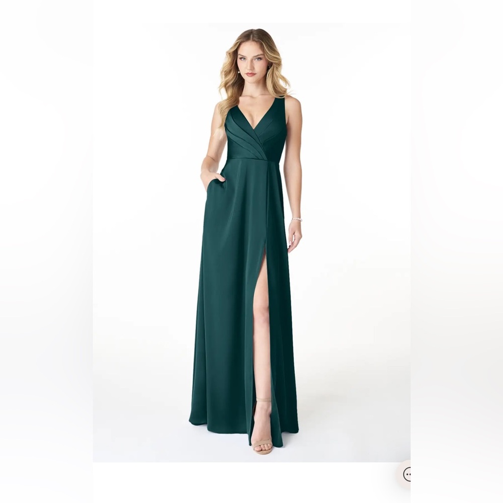 Azazie bridesmaid dress, never worn. Size “A8”